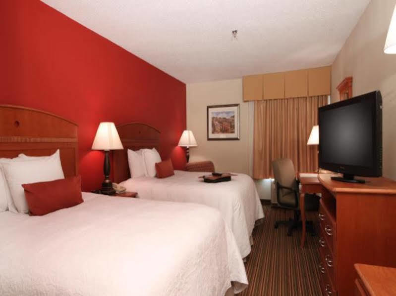 Western St. Louis Hotel 2*