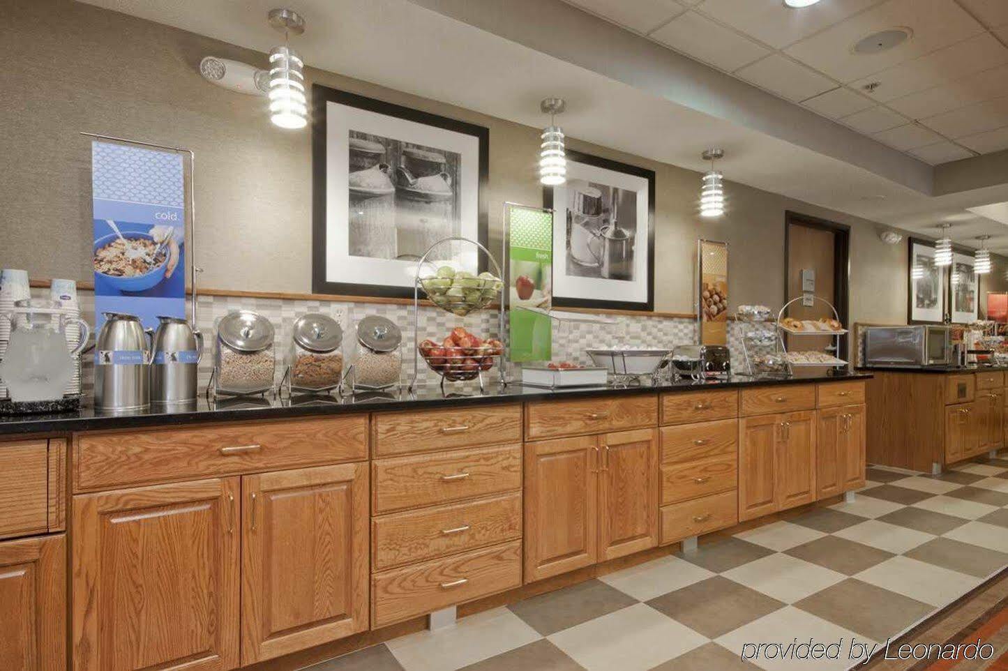 Western St. Louis Hotel 2*